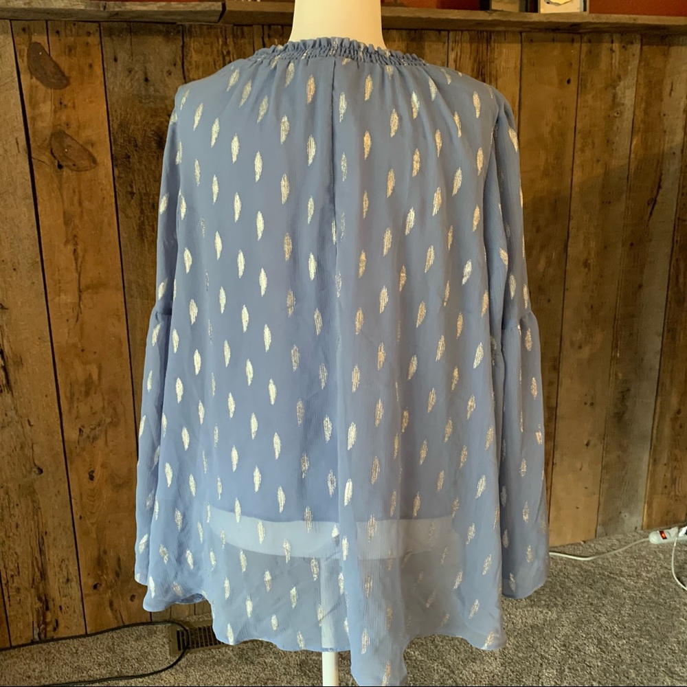 Jennifer Lopez XL Blouse - Picture 3 of 3